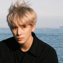 The Weird Blond Lian